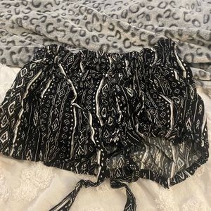 womens comfy aztec style shorts